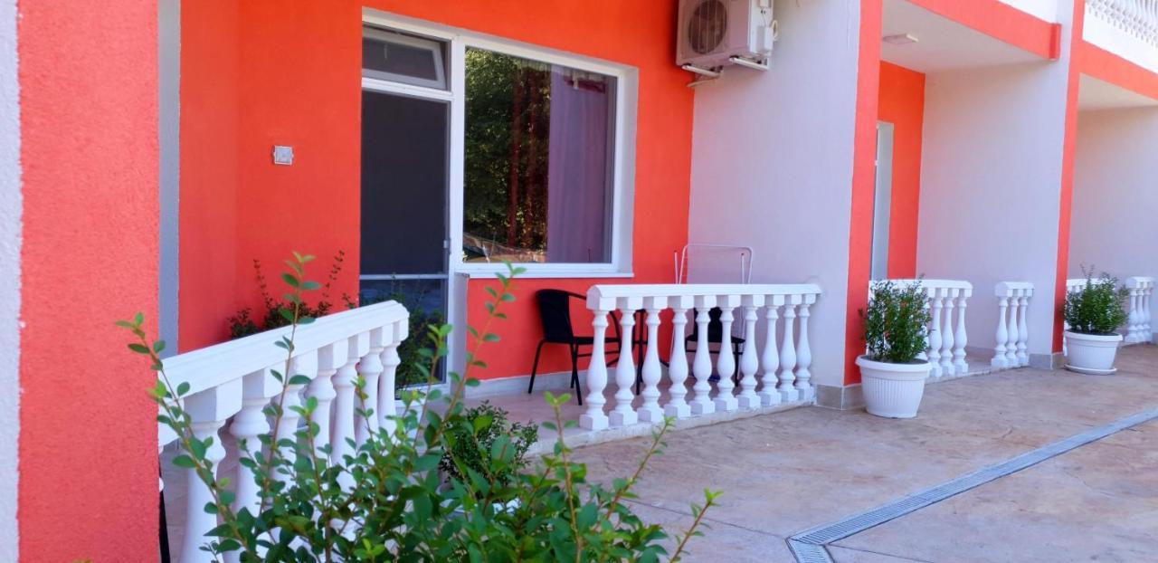 Hotel Afrodita Dimitrovgrad Bg Dış mekan fotoğraf