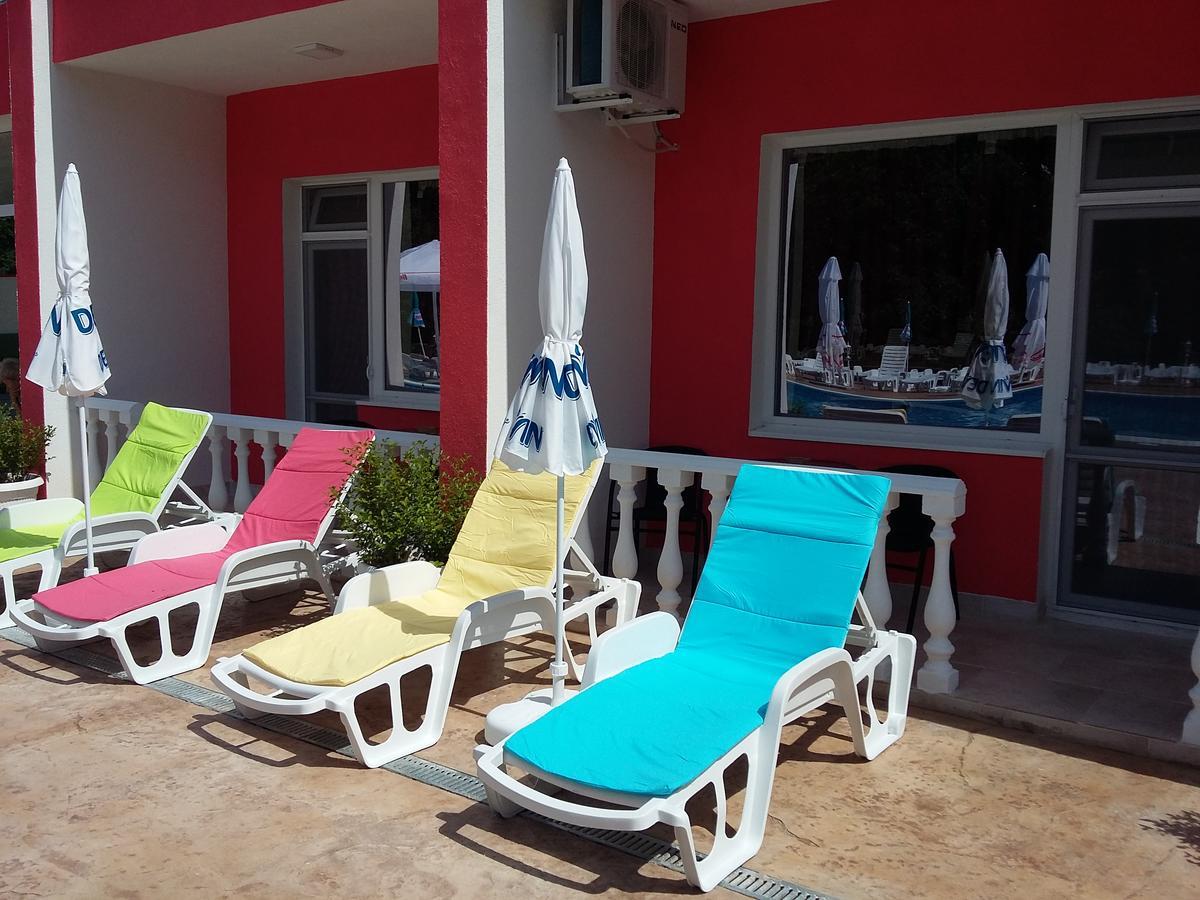 Hotel Afrodita Dimitrovgrad Bg Dış mekan fotoğraf