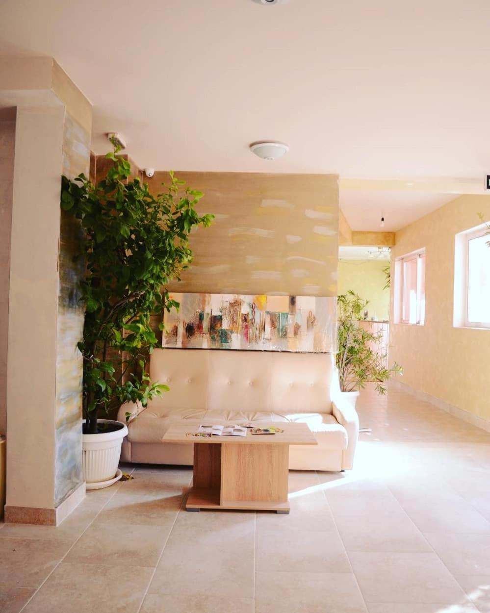 Hotel Afrodita Dimitrovgrad Bg Dış mekan fotoğraf