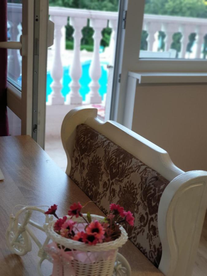 Hotel Afrodita Dimitrovgrad Bg Dış mekan fotoğraf
